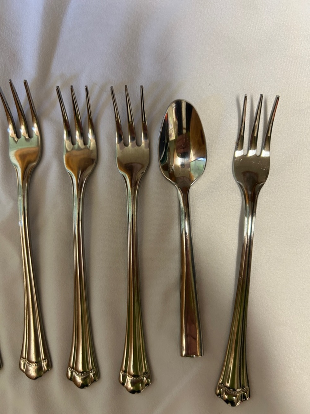 Kitchen Utensils - Picture 3 of 5
